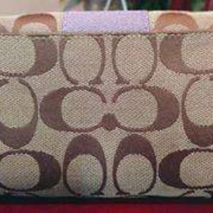 Coach Bags - Coach Tan, Brown, & Purple Wallet Coach Bags - Coach Tan, Brown, & Purple Wallet
